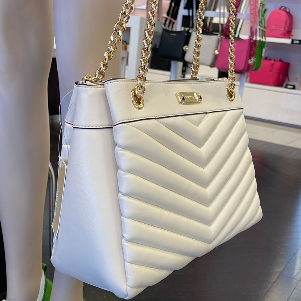 Michael Kors Whitney Medium Quilted Tote Shoulder Bag 
Light Cream 
NWT - Picture 2 of 16